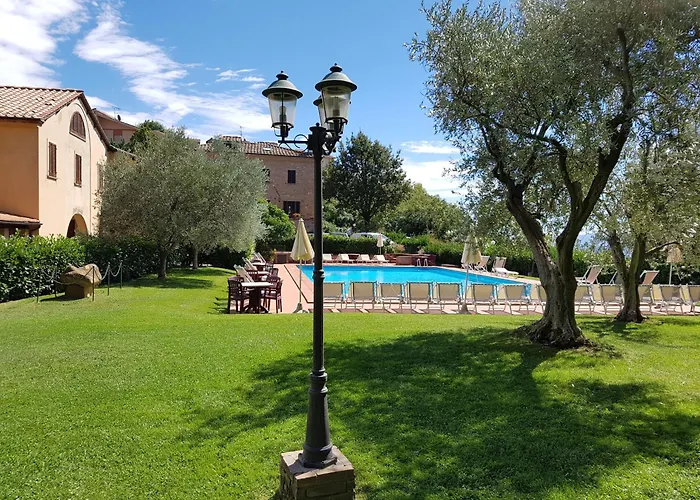 Отель Nencini Вольтерра