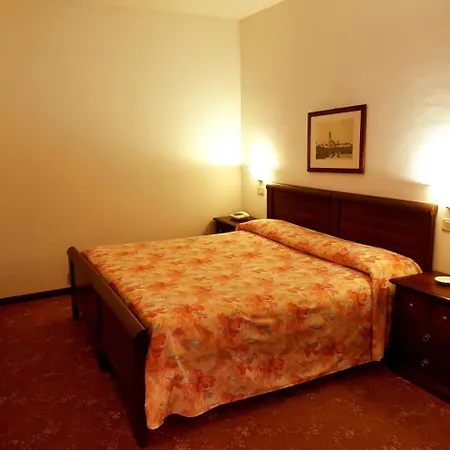 Nencini Hotel Volterra